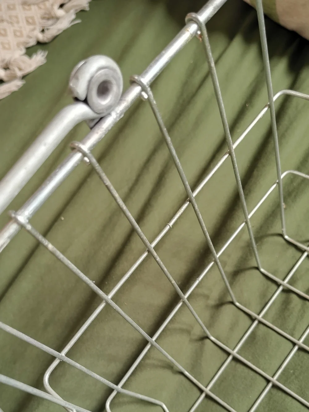 Vintage Farmhouse Metal Wire Milk Crate Or Locker Crate